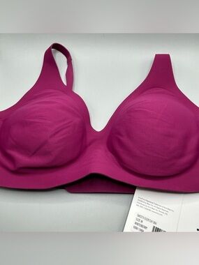 KNIX Winterberry Revolution Bralette Size M Wireless Comfort Smooth Soft Modern